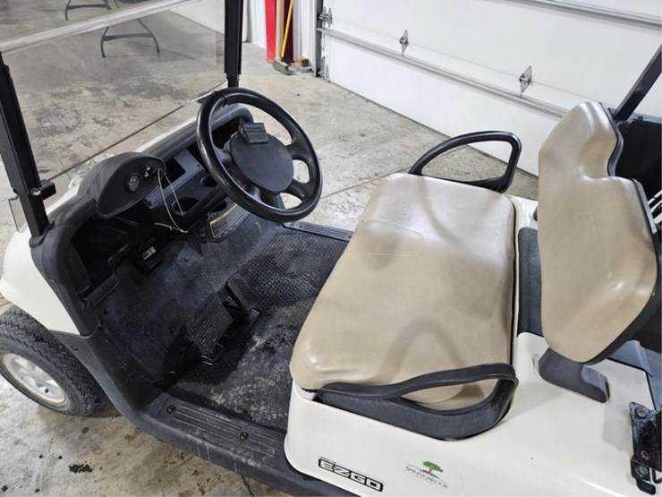 #373-•-2015-ez-go-rxv-golf-cart-image-9