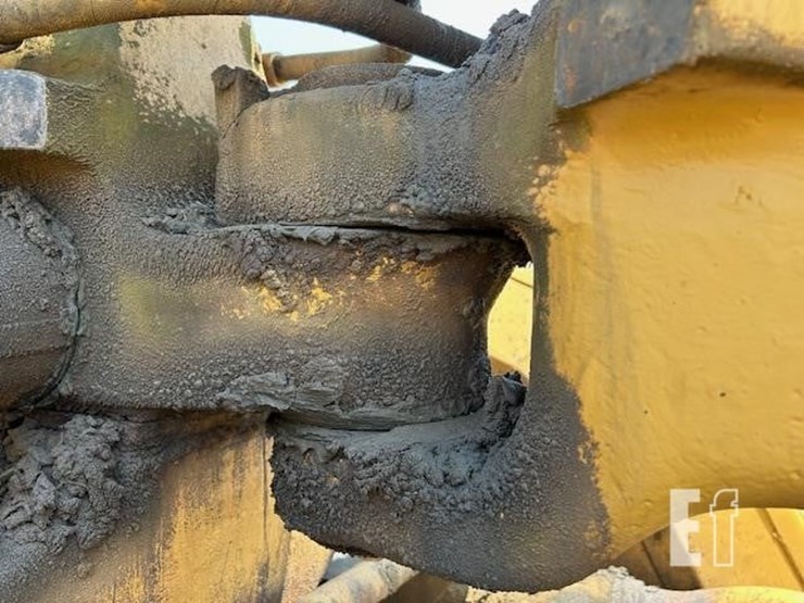 1981-caterpillar-621b-image-25
