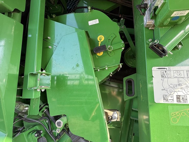 2021-john-deere-s780-image-45