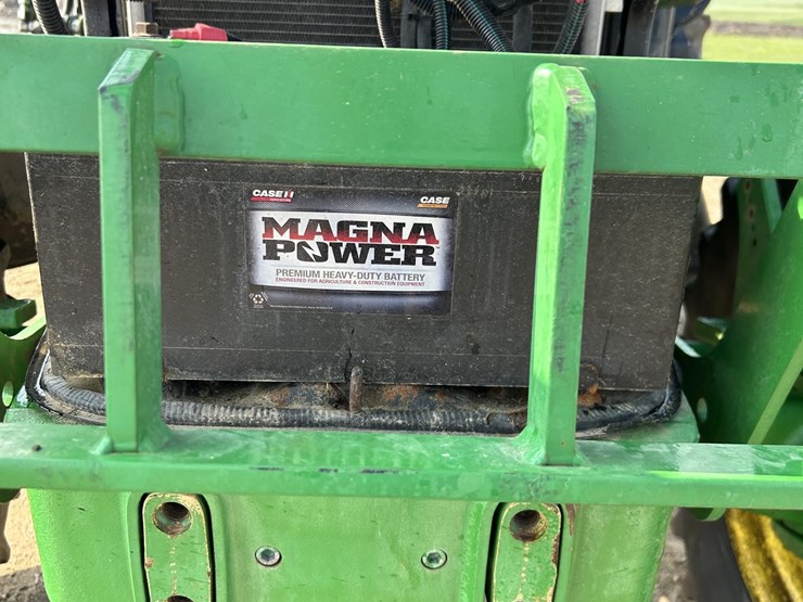 2005-john-deere-7520-image-62