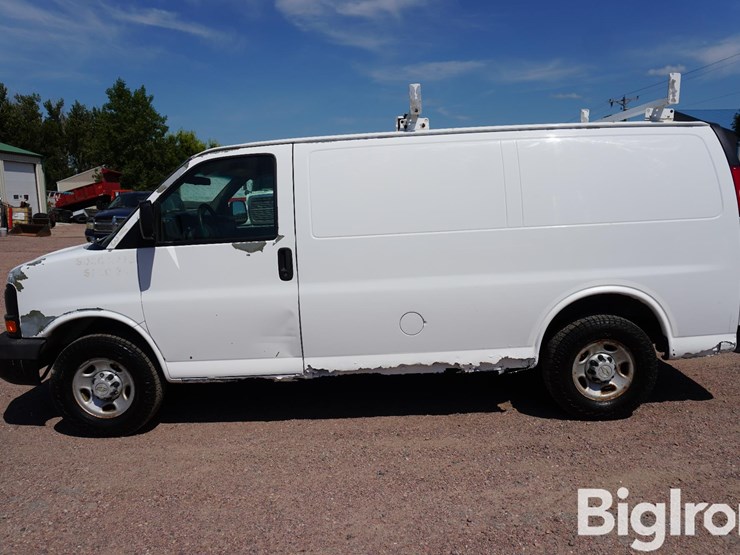 2007-chevrolet-express-2500-image-8