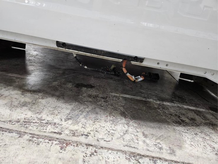 #391-•-2024-ford-8'-truck-box-image-15