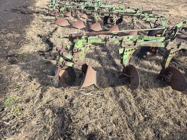john-deere-5-image-11