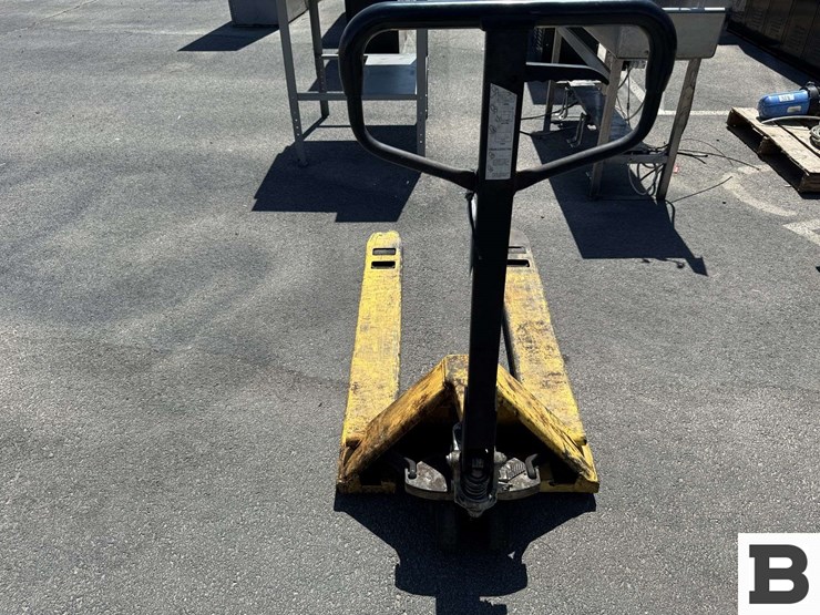pallet-jack-image-5