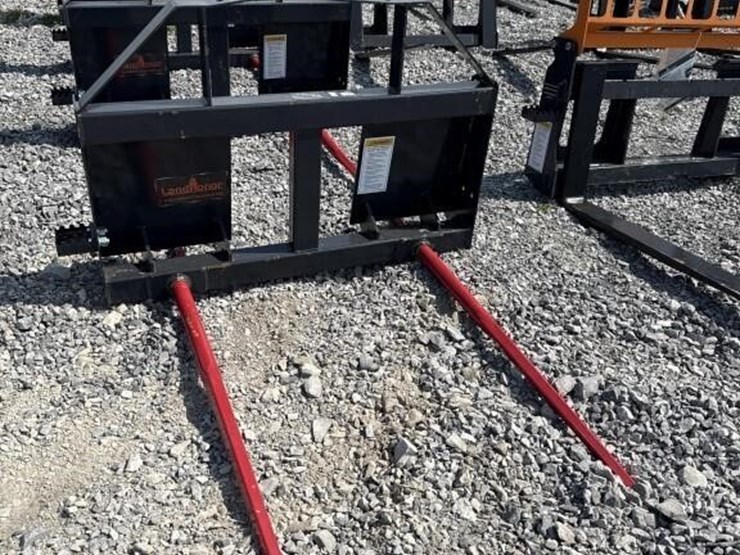 land-honor-skid-steer-bale-spear-image-1