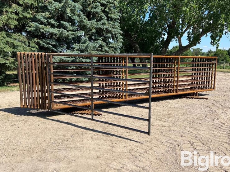 24'-freestanding-livestock-panels-w/gate-image-10