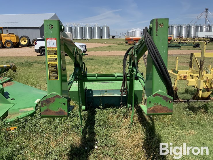 john-deere-146-image-6