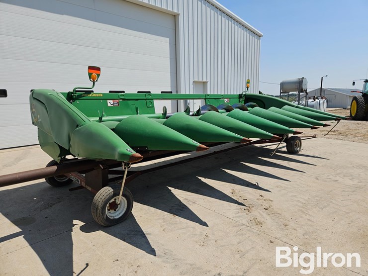 2013-john-deere-608c-image-3