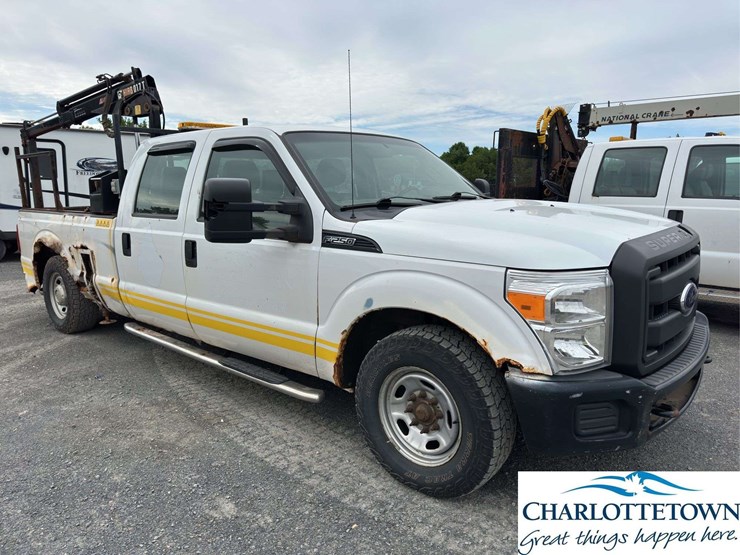 ford-f250-xl-image-2