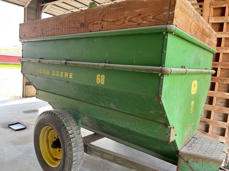 john-deere-68-image-3