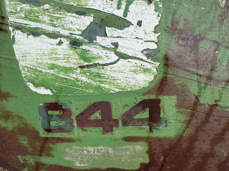 john-deere-844-image-6