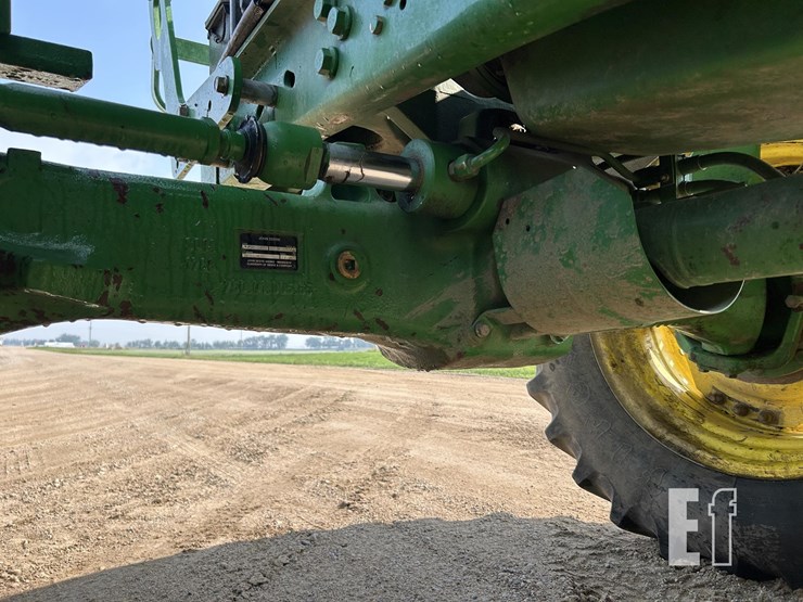 2005-john-deere-7520-image-65