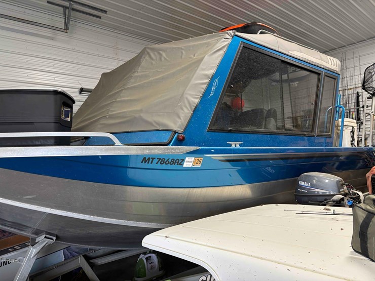 custom-weld-white-water-special-boat-image-1