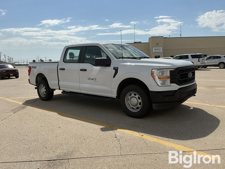 2021-ford-f150-xl-image-3