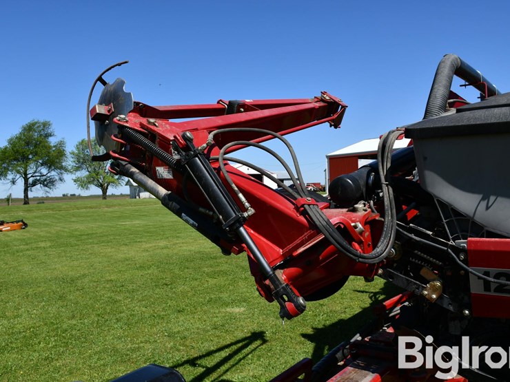 case-ih-1200-image-13