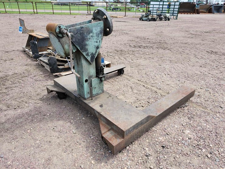 engine-stand-&-brackets-image-7