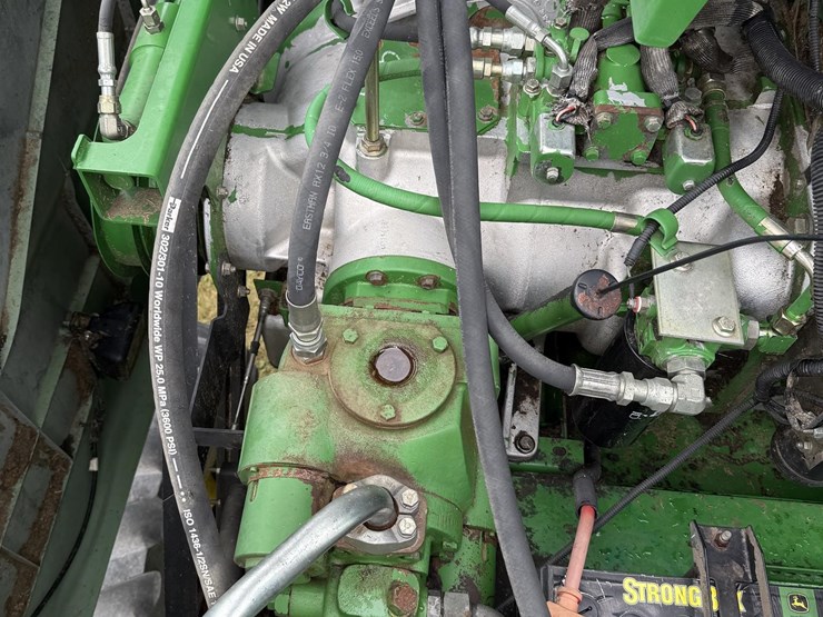 2001-john-deere-9750-image-30