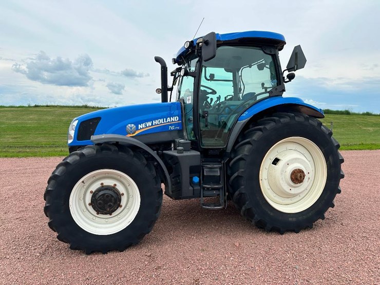 2014-new-holland-t6.175-image-1