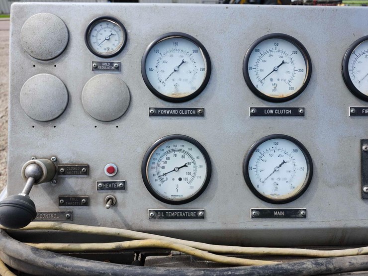 km-valve-body-&-governor-test-stand-image-6