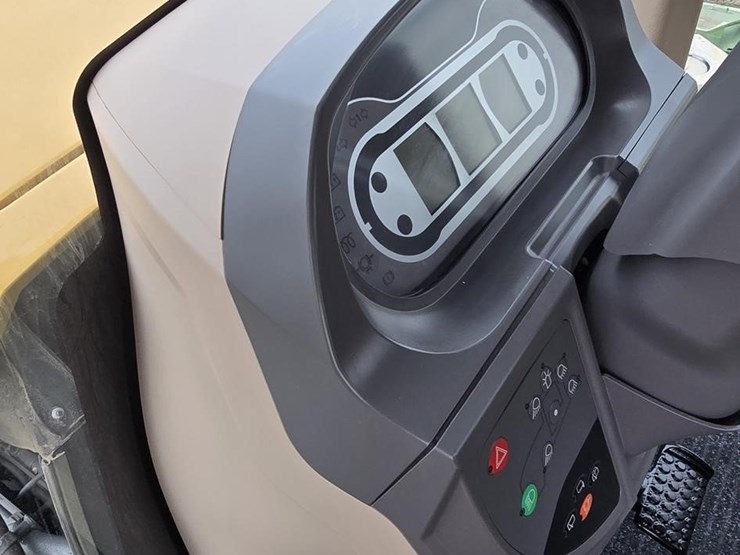 2020-challenger-mt743-image-43