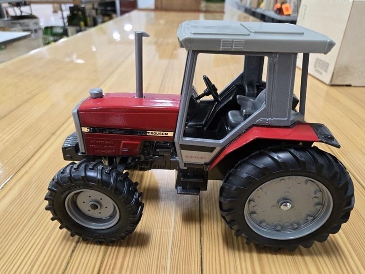 massey-ferguson-3070-image-2