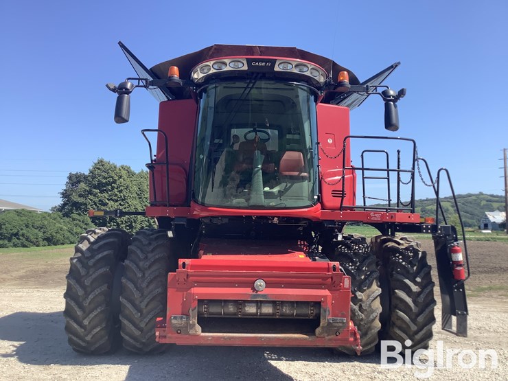 2016-case-ih-8240-image-2