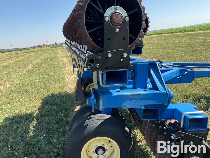 2011-landoll-3130-31-image-20