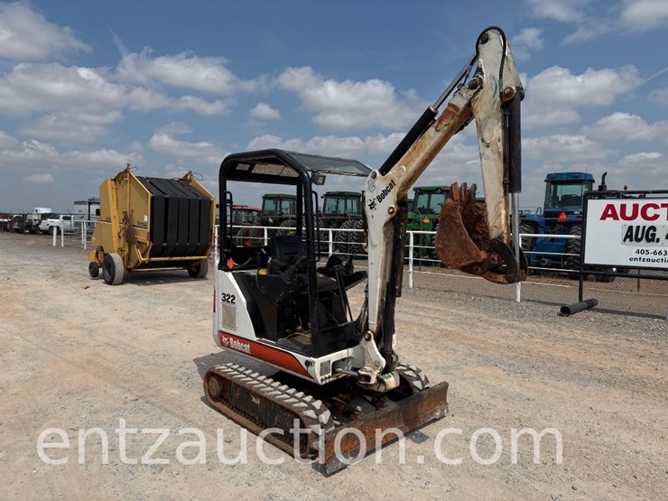 bobcat-322-image-1