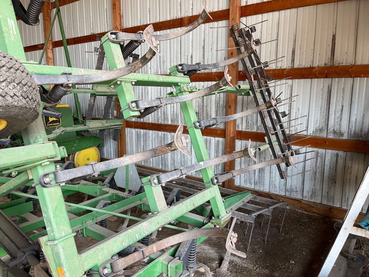 john-deere-960-cultivator-image-11