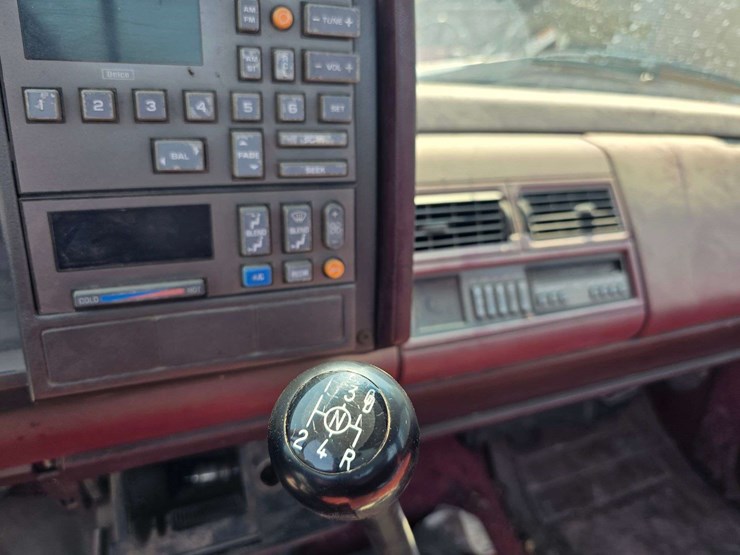 1991-chevrolet-silverado-1500-image-24
