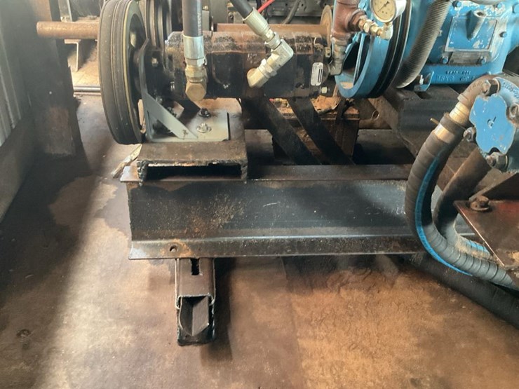 #122-•-hydraulic-lines,-pumps-and-tank-image-16