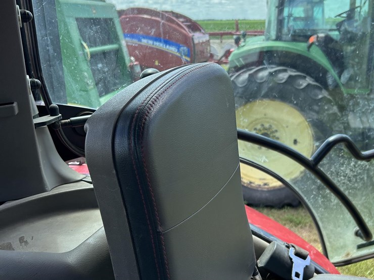 2019-case-ih-puma-185-cvx-image-59