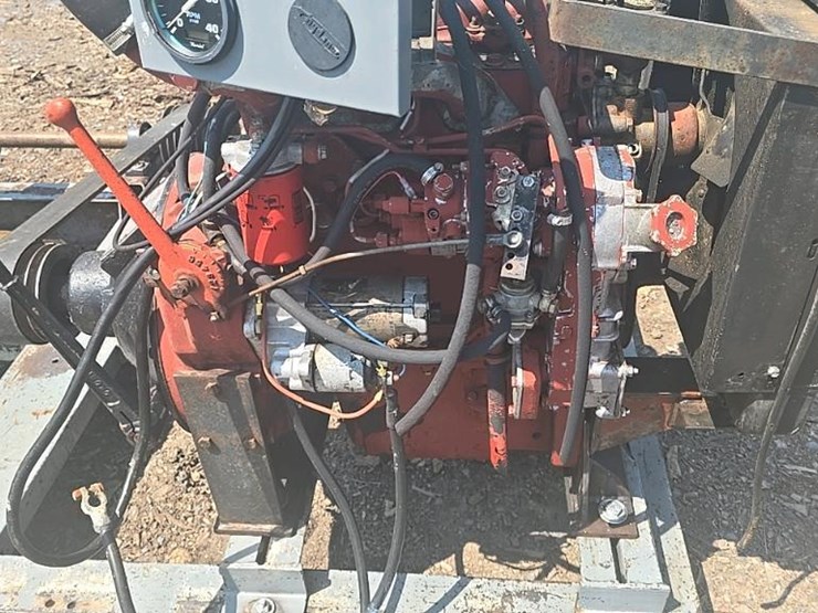#146-•-iveco-power-unit-with-air-compressor-and-generator-image-10