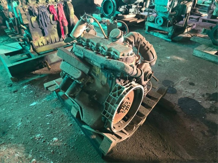 caterpillar-3208-image-3