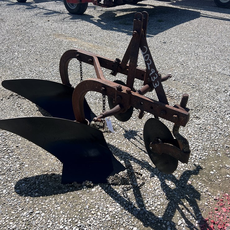 #202933 • Ferguson Plow