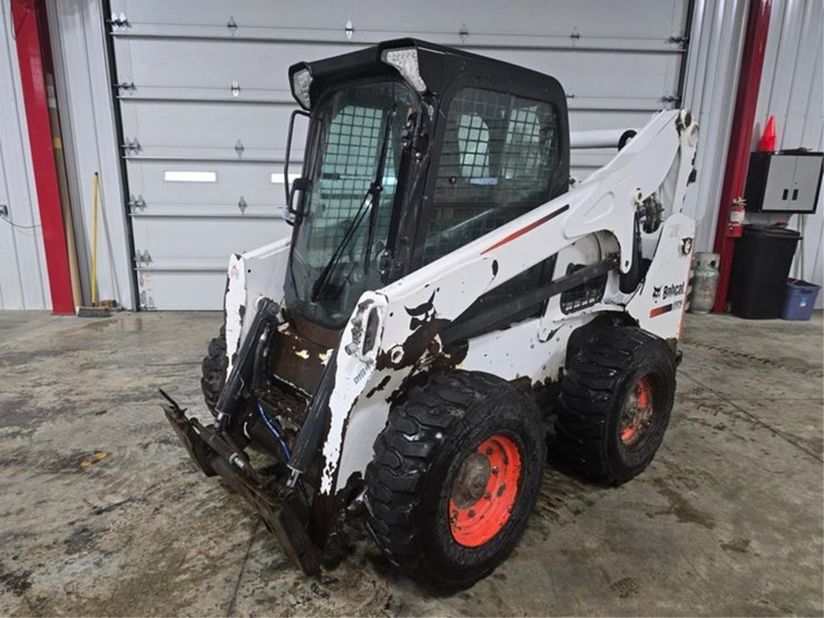 2013-bobcat-s750-image-1
