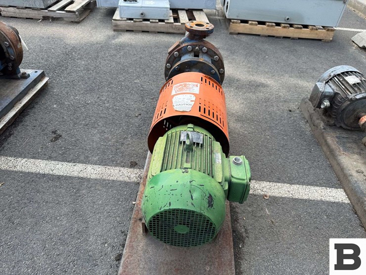 water-pump-with-motor-image-2