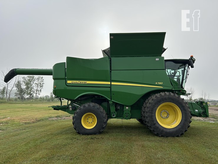 2019-john-deere-s780-image-4