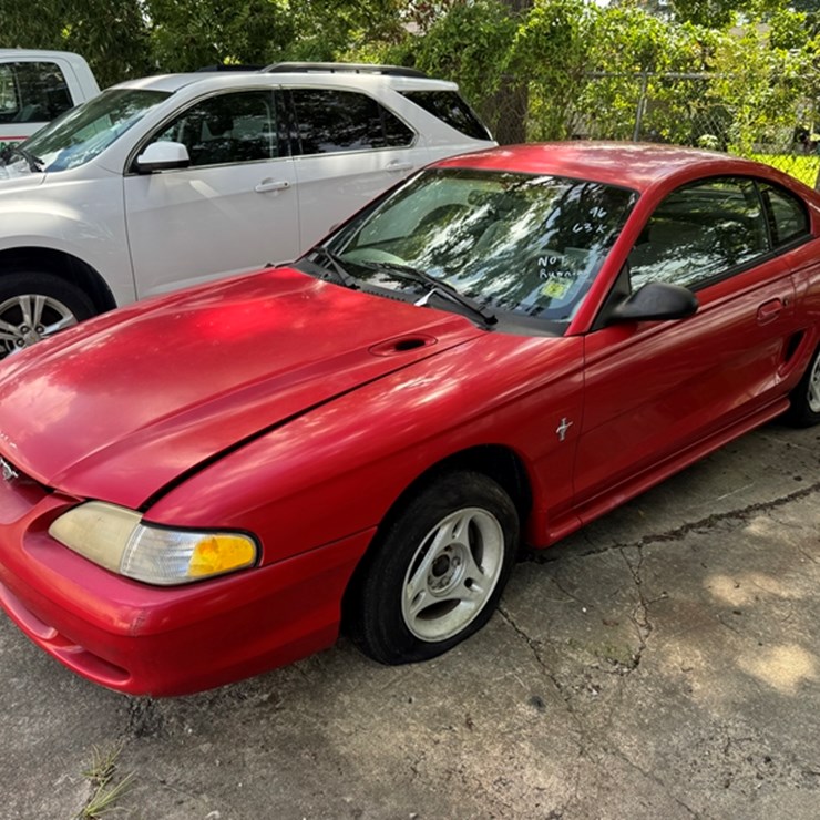 1996 FORD MUSTANG, V6, 5-SPD - NOT RUNNING 63,854 MILES SHOWING - 1FALP404XTF110838