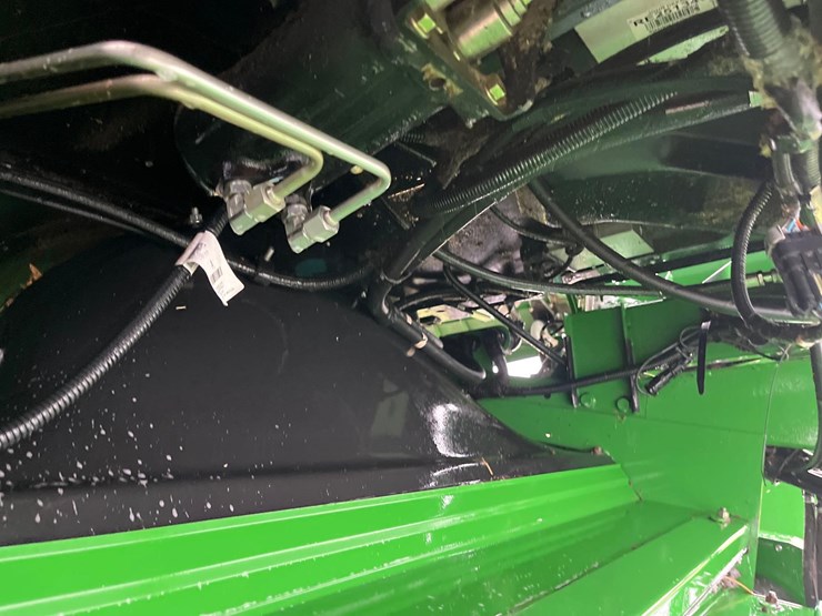 2011-john-deere-9770-sts-image-53