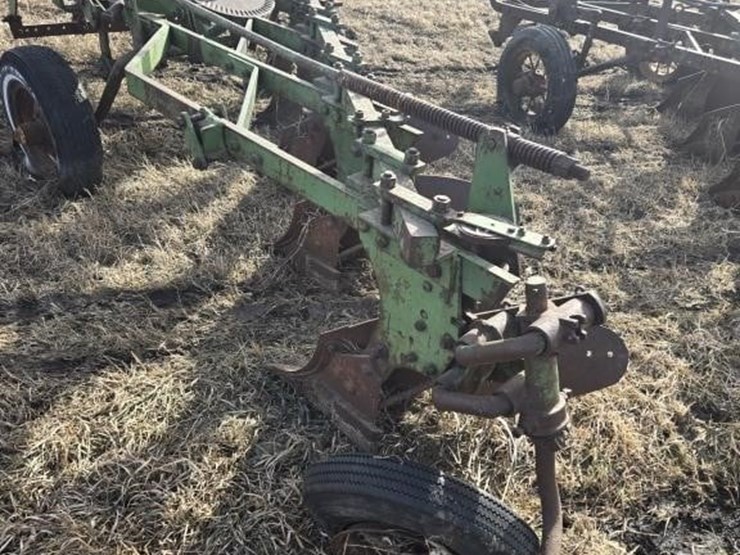 john-deere-5-image-12