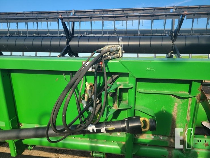 2011-john-deere-635f-image-3