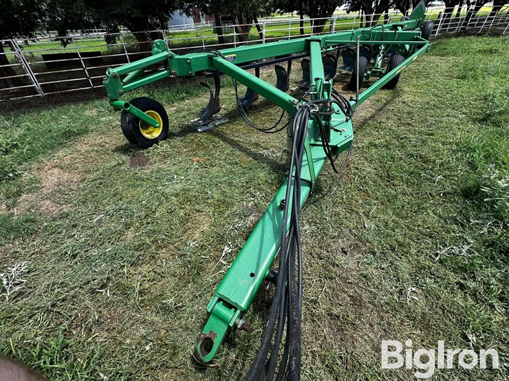 john-deere-3710-image-2