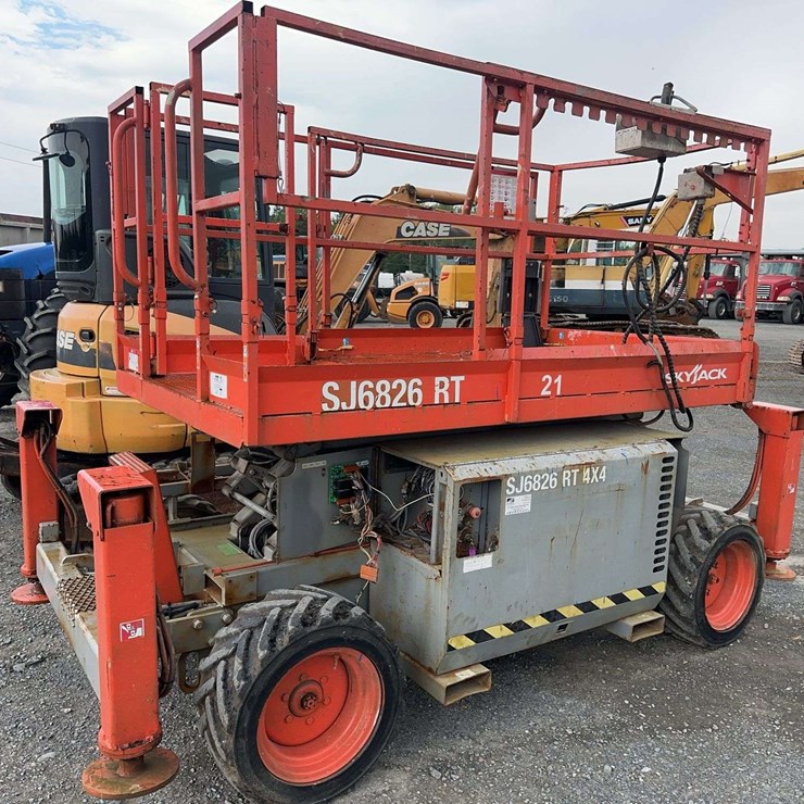 2008 SKYJACK SJ6826RT