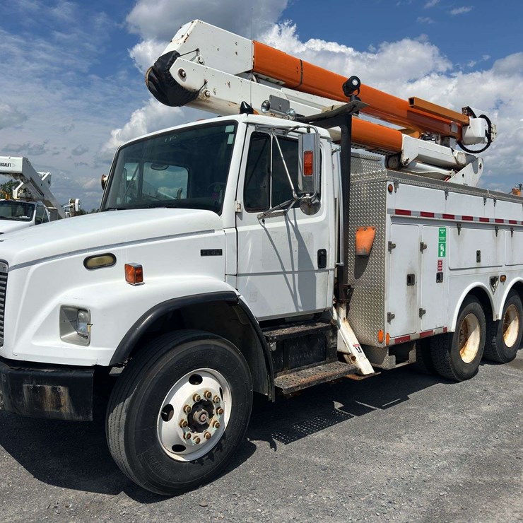 2002 FREIGHTLINER FL80