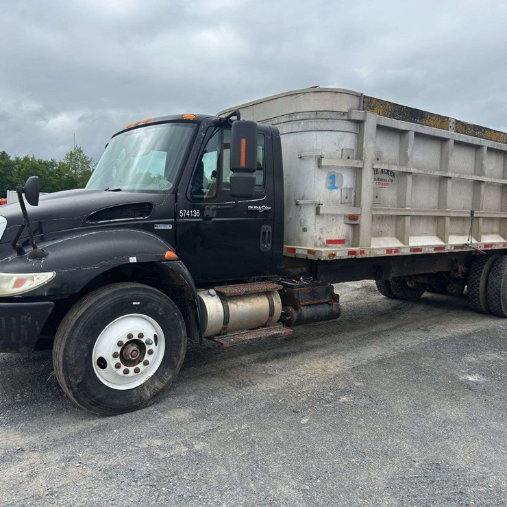 2010 INTERNATIONAL 4300 SBA