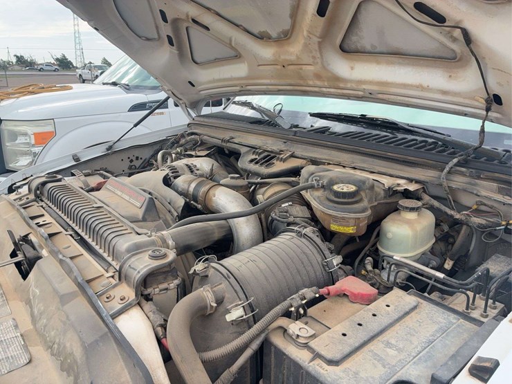 2005-ford-f350-image-19