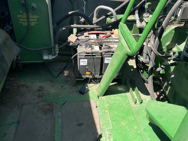 2001-john-deere-9650-sts-image-22