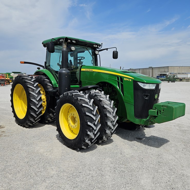 2013 JOHN DEERE 8310R