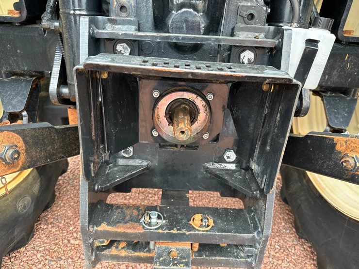 2014-new-holland-t6.175-image-23